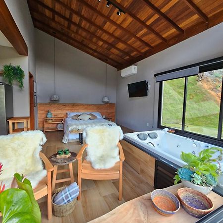Vila Pinheiro Villa Santa Teresa  Luaran gambar