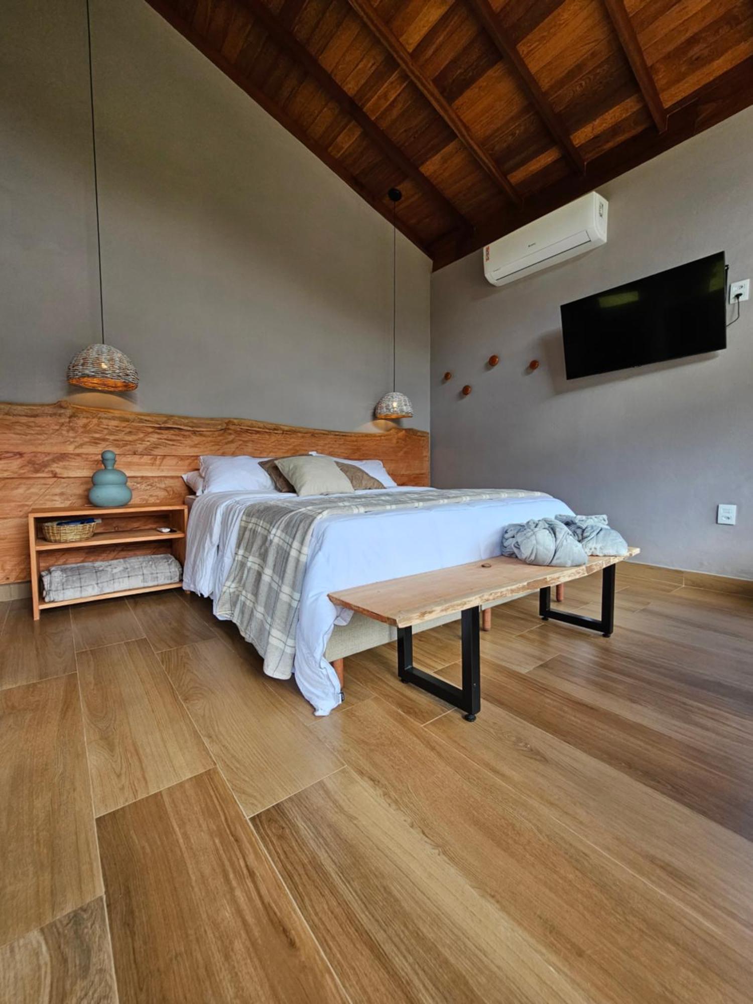 Vila Pinheiro Villa Santa Teresa  Luaran gambar