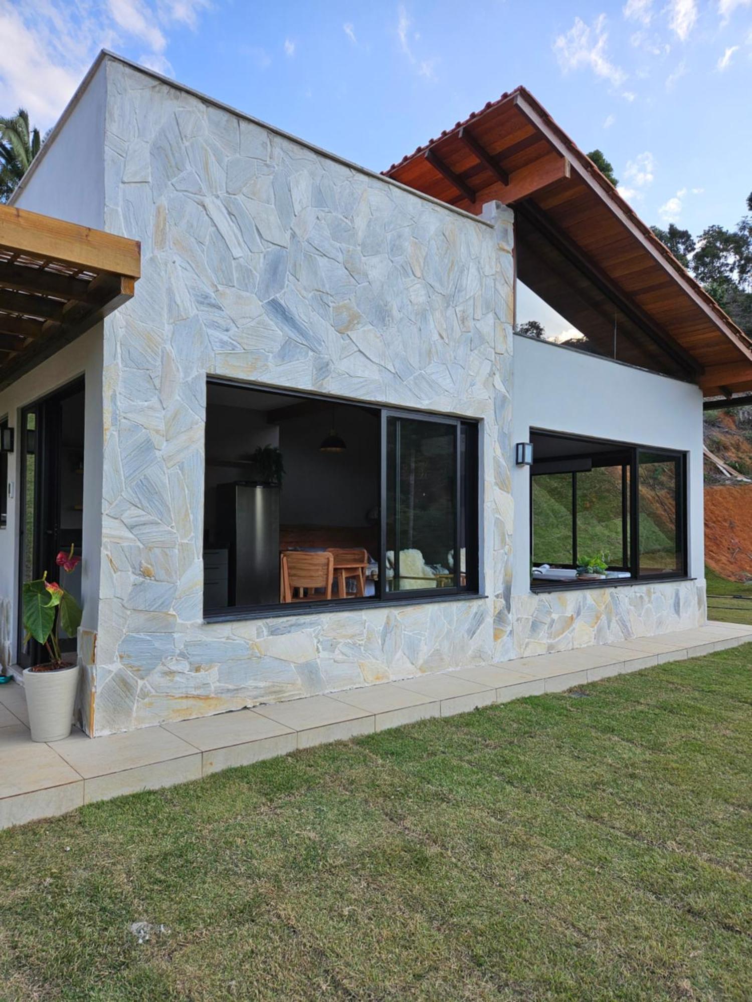 Vila Pinheiro Villa Santa Teresa  Luaran gambar